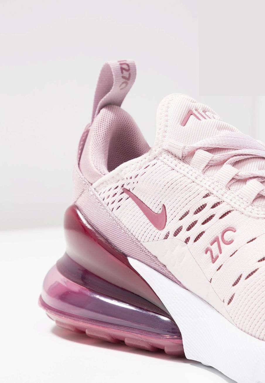 Фото № 2 с приближением к товару «‎Nike Air Max 270 »