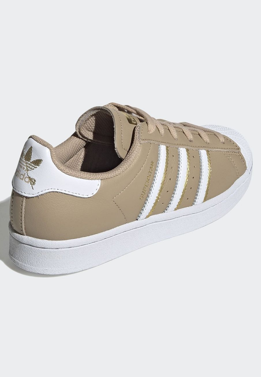 Фото № 3 с приближением к товару «‎Adidas Superstar W »