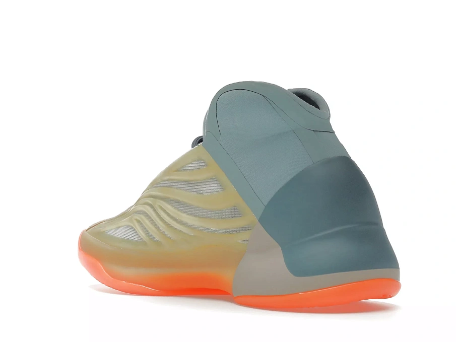 Фото № 3 с приближением к товару «‎adidas Yeezy QNTM Hi-Res Coral»