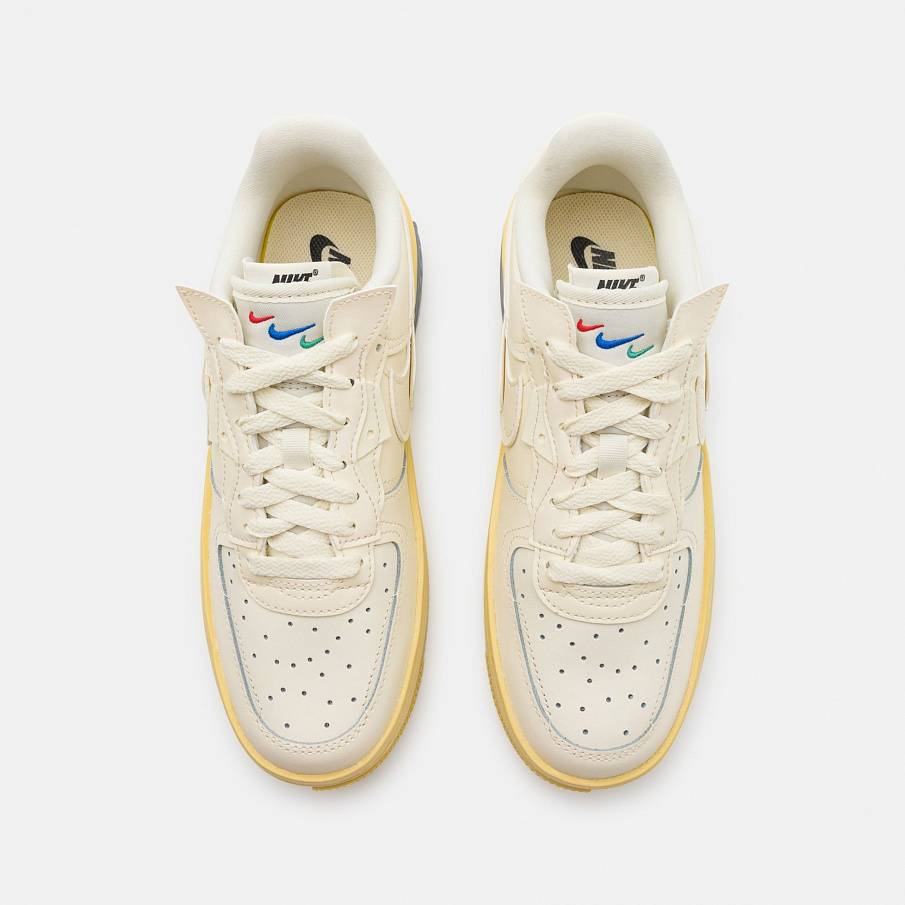 Фото № 5 с приближением к товару «‎Nike W Air Force 1 Fontanka »