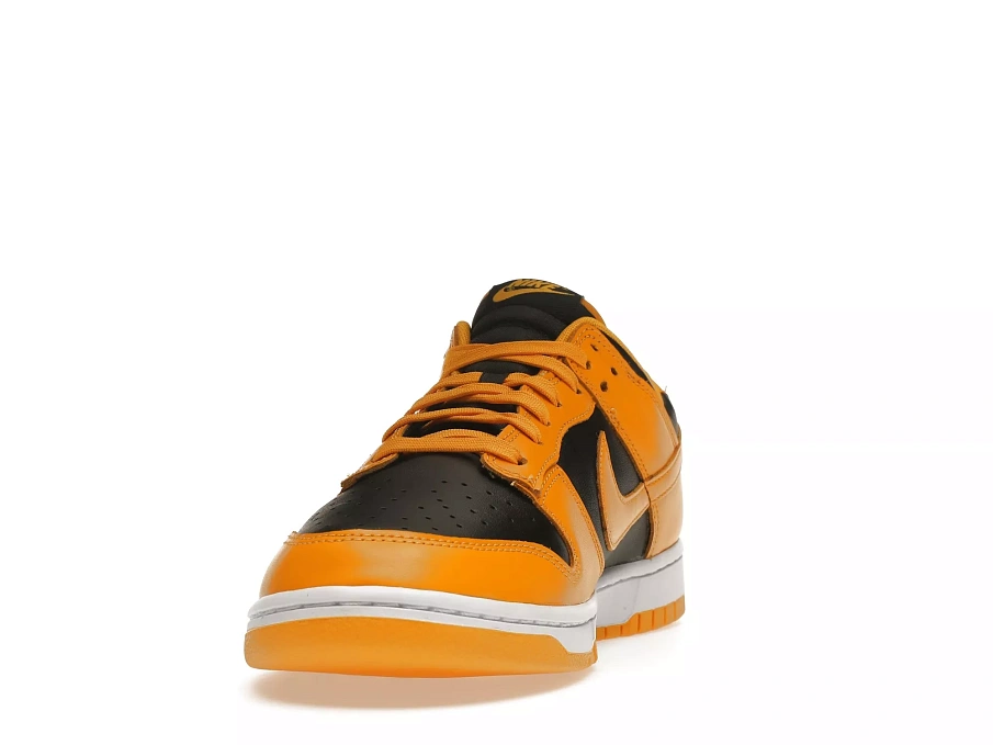 Фото № 2 с приближением к товару «‎Nike Dunk Low Championship Goldenrod (2021)»
