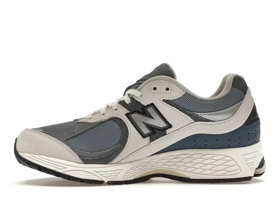 Фото № 3 с приближением к товару «‎New Balance 2002R»