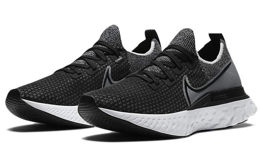 Фото № 3 с приближением к товару «‎Nike React Infinity Run Flyknit BlackWhite»
