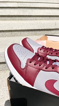 Фото № 4 с приближением к товару «‎Air Jordan 1 Mid "Cherrywood Red"»