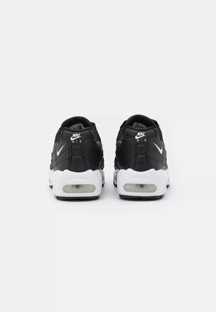 Фото № 2 с приближением к товару «‎AIR MAX 95»