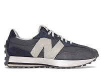 Фото № 1 с приближением к товару «‎New Balance 327»
