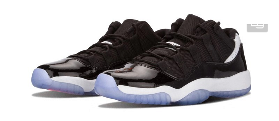 Фото № 2 с приближением к товару «‎Jordan 11 Retro Low Infrared 23 (GS)»