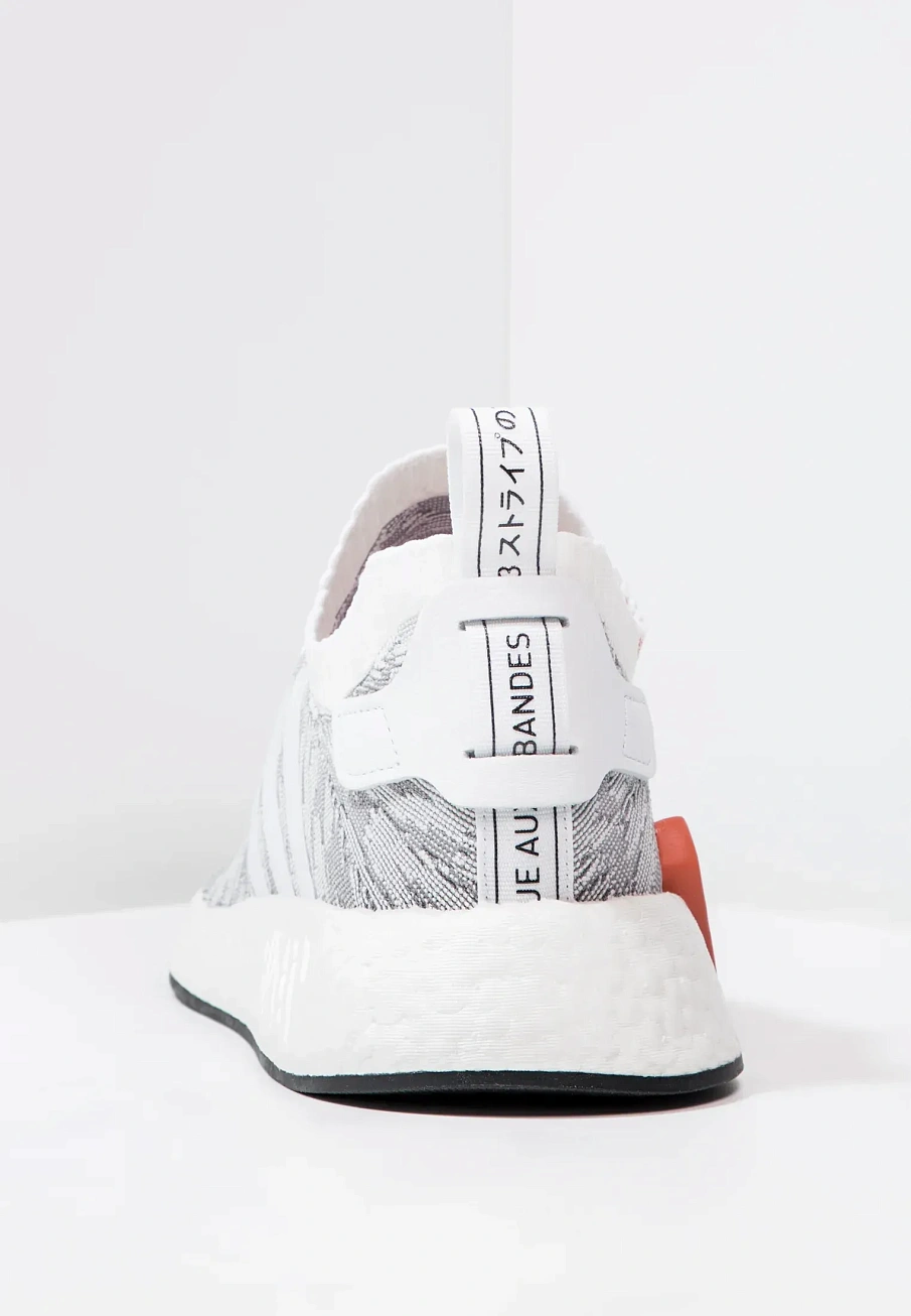 Фото № 4 с приближением к товару «‎NMD_R2 PK»