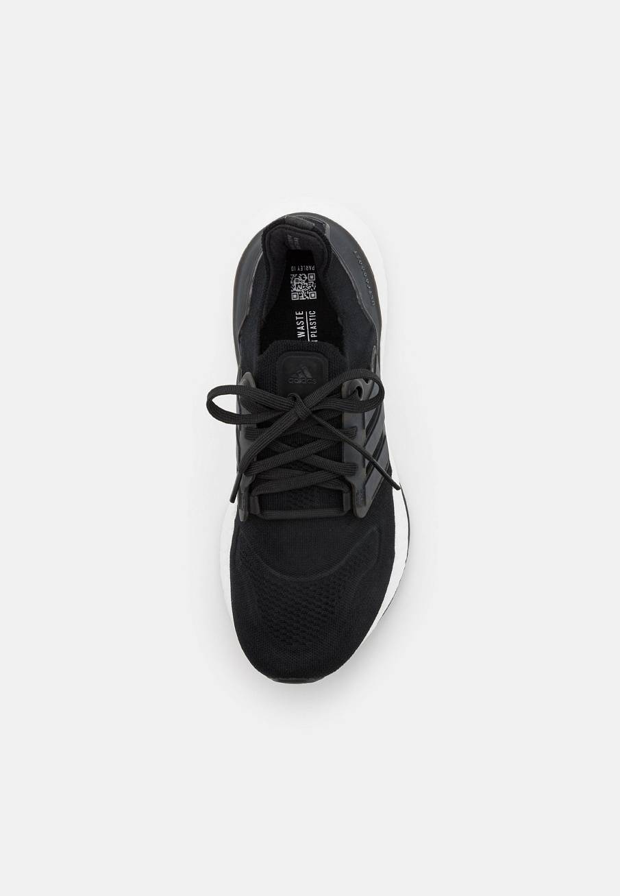 Фото № 4 с приближением к товару «‎Adidas Ultraboost 22»
