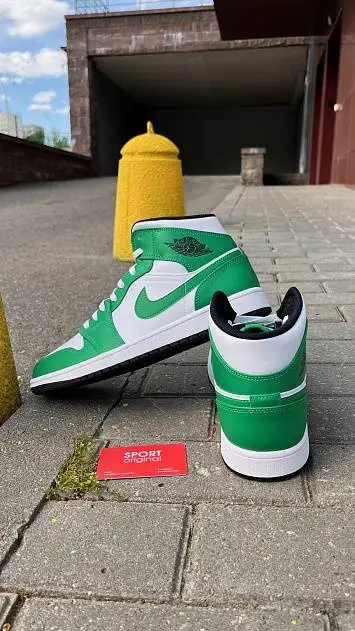 Air Jordan 1 Mid "Lucky Green" - 4