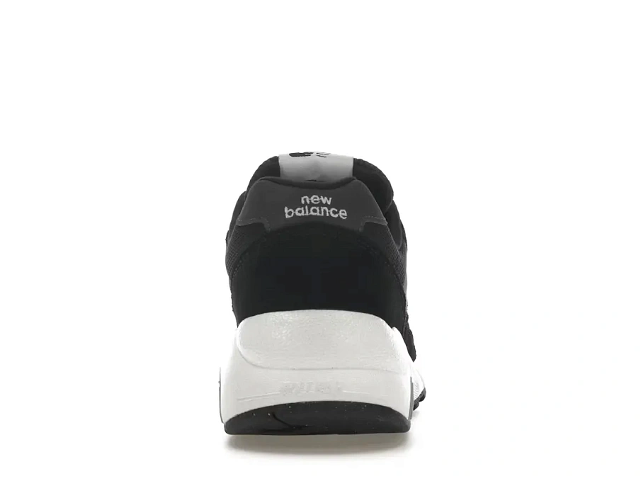 Фото № 4 с приближением к товару «‎New Balance 580»