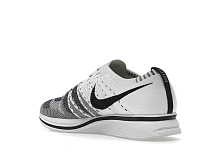 Фото № 6 с приближением к товару «‎Nike Flyknit Trainer White Black (2017)»