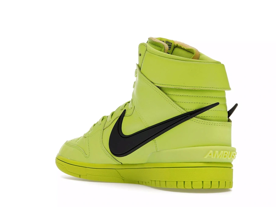 Фото № 4 с приближением к товару «‎Nike Dunk High AMBUSH Flash Lime»