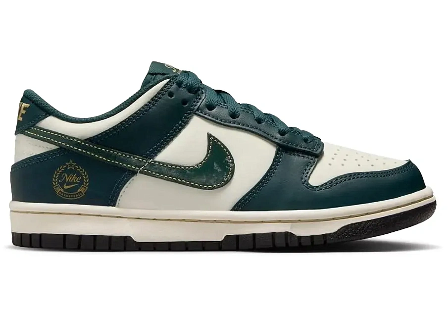 Фото № 1 с приближением к товару «‎Nike Dunk Low»