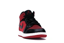 Фото № 4 с приближением к товару «‎Jordan 1 Mid Gym Red Black »
