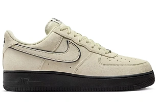 Nike Air Force 1 '07 LV8