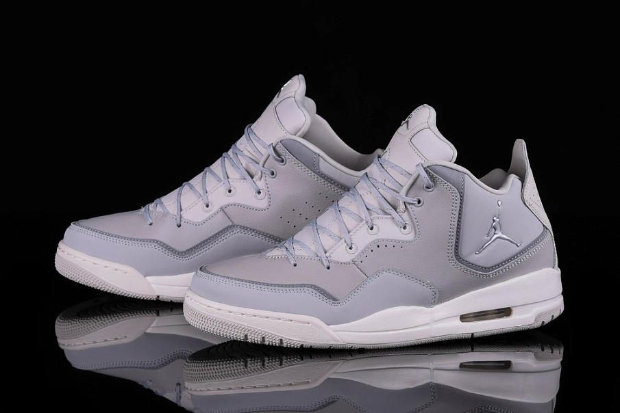 Фото № 1 с приближением к товару «‎Nike Air Jordan Courtside 23 Wolf »