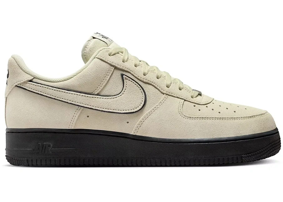 Фото № 1 с приближением к товару «‎Nike Air Force 1 '07 LV8»