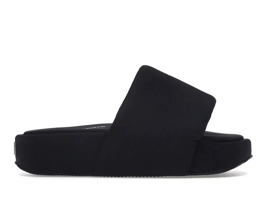 Фото № 1 с приближением к товару «‎adidas Y-3 Slide Comfylette Triple Black»
