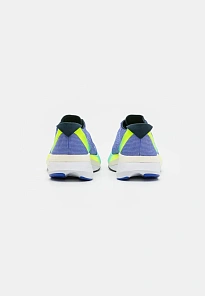 Фото № 3 с приближением к товару «‎ADIZERO BOSTON 12»