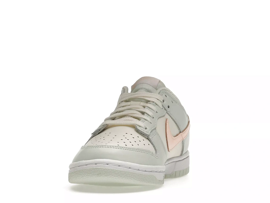 Фото № 2 с приближением к товару «‎Nike Dunk Low Barely Green »