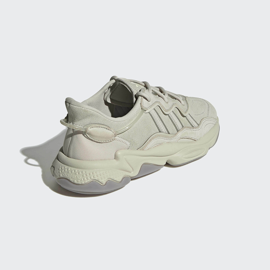 Фото № 4 с приближением к товару «‎Adidas Ozweego W »