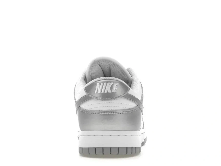 Фото № 4 с приближением к товару «‎Nike Dunk Low»