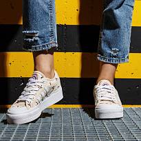 Фото № 3 с приближением к товару «‎Adidas Nizza Platform W»