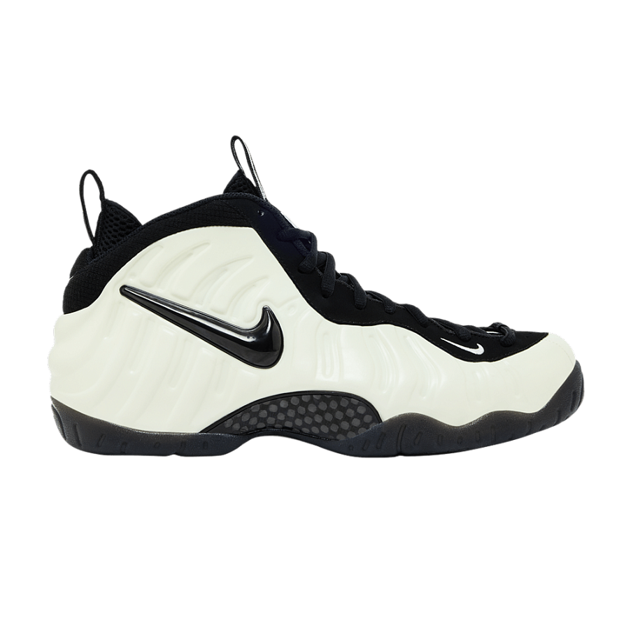 Фото № 1 с приближением к товару «‎Nike Air Foamposite Pro Glow In The Dark»
