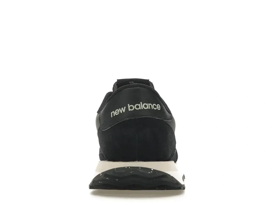 Фото № 4 с приближением к товару «‎New Balance 237»