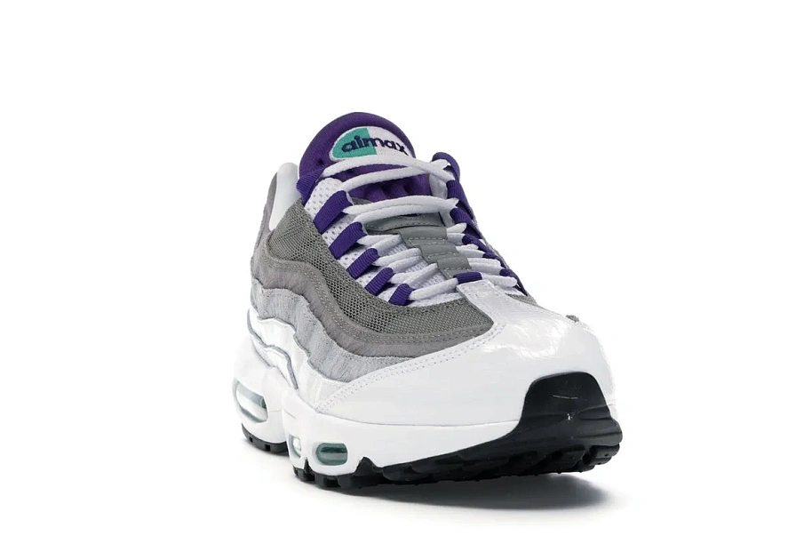 Фото № 3 с приближением к товару «‎Nike Air Max 95 Grape Snakeskin»