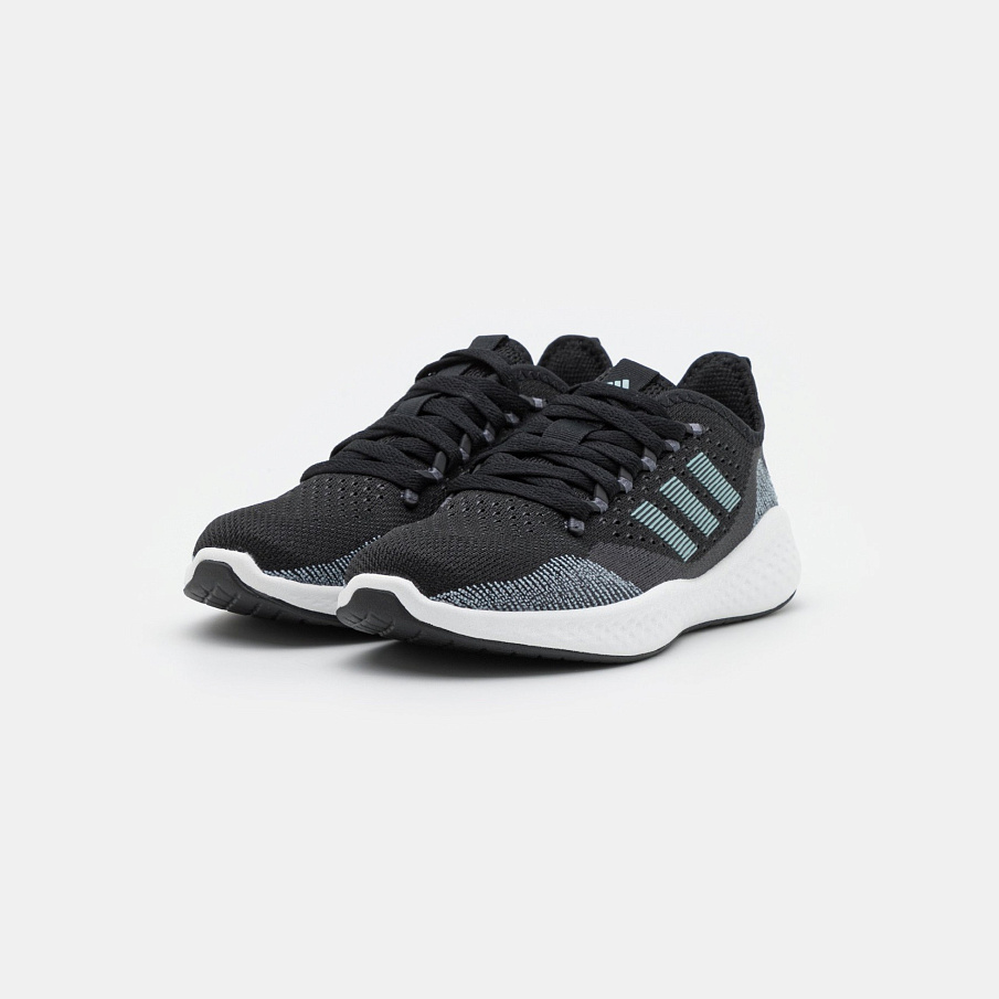 Фото № 2 с приближением к товару «‎Adidas 2.0 »