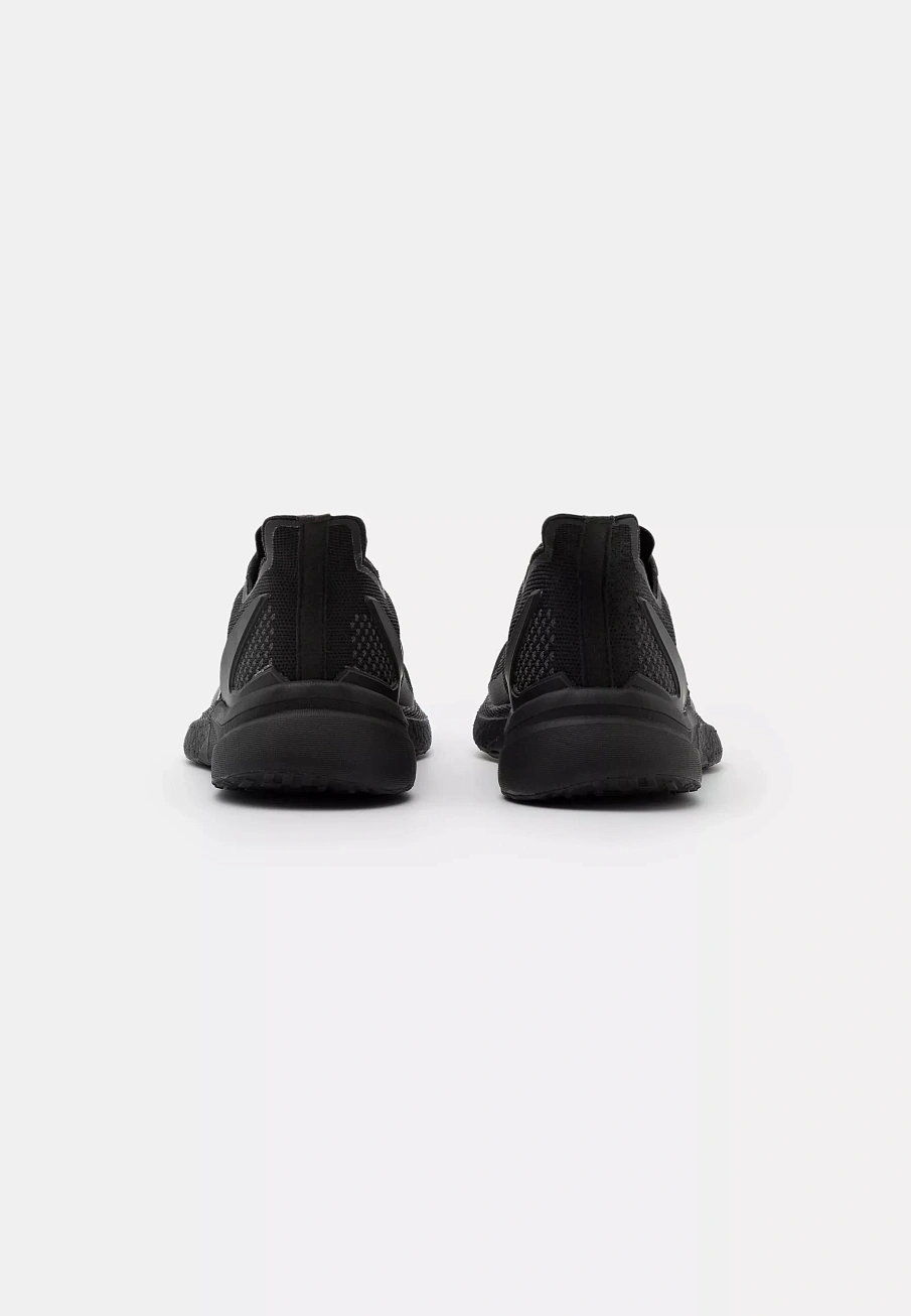 Фото № 2 с приближением к товару «‎X9000L3 BOOST SPORTS RUNNING SHOES UNISEX»
