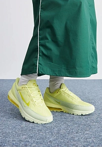 Фото № 2 с приближением к товару «‎AIR MAX PULSE»