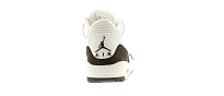 Фото № 6 с приближением к товару «‎Jordan 3 Retro Mocha (2001)»