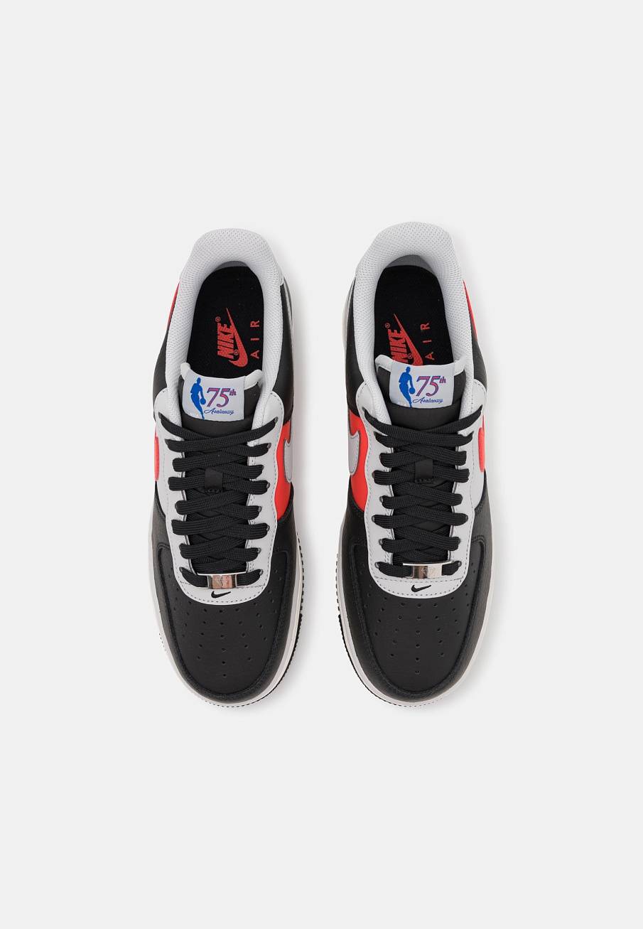 Фото № 4 с приближением к товару «‎Nike Air Force 1 ’07 Lv8 Emb »