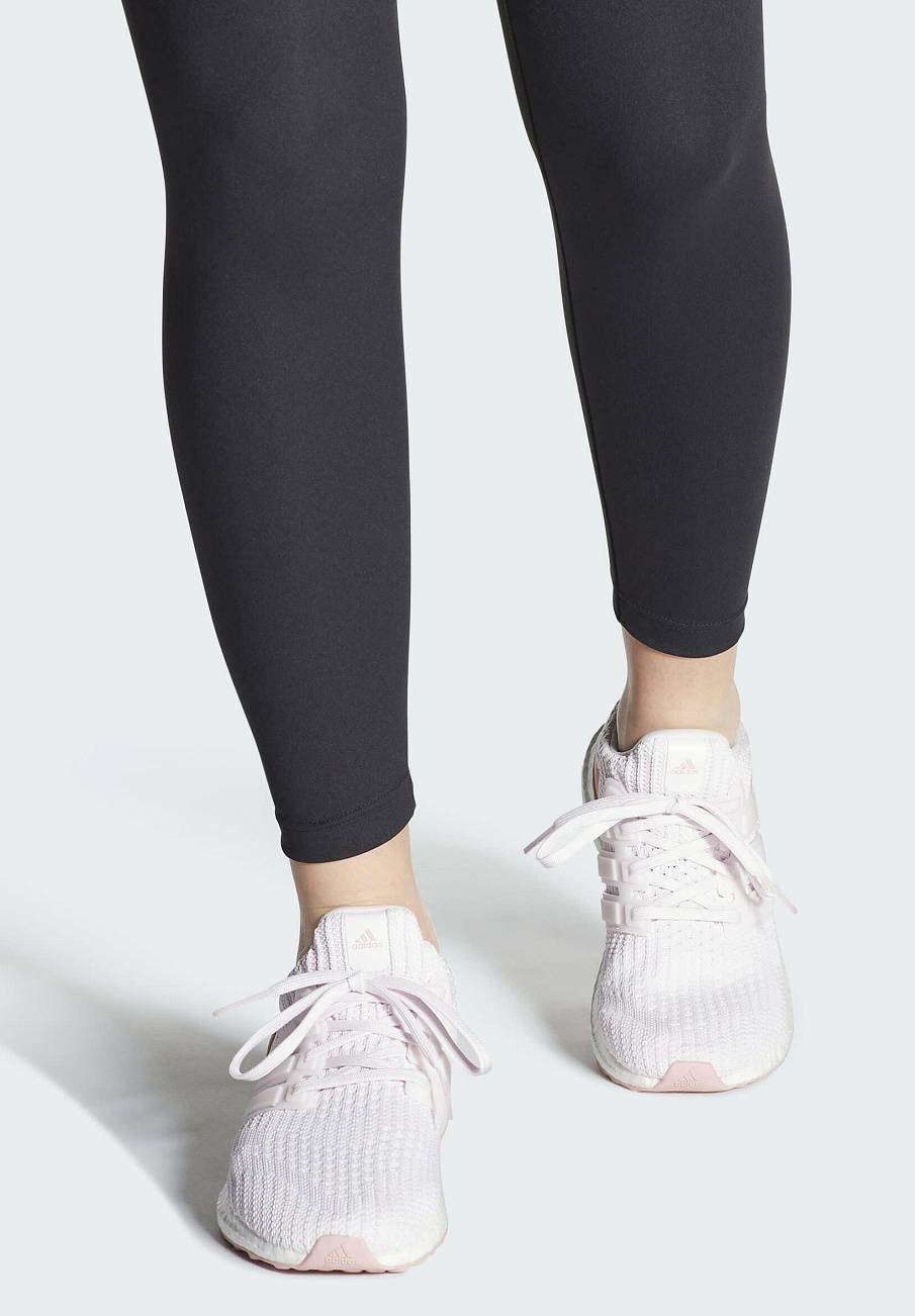 Фото № 2 с приближением к товару «‎Adidas Ultraboost»