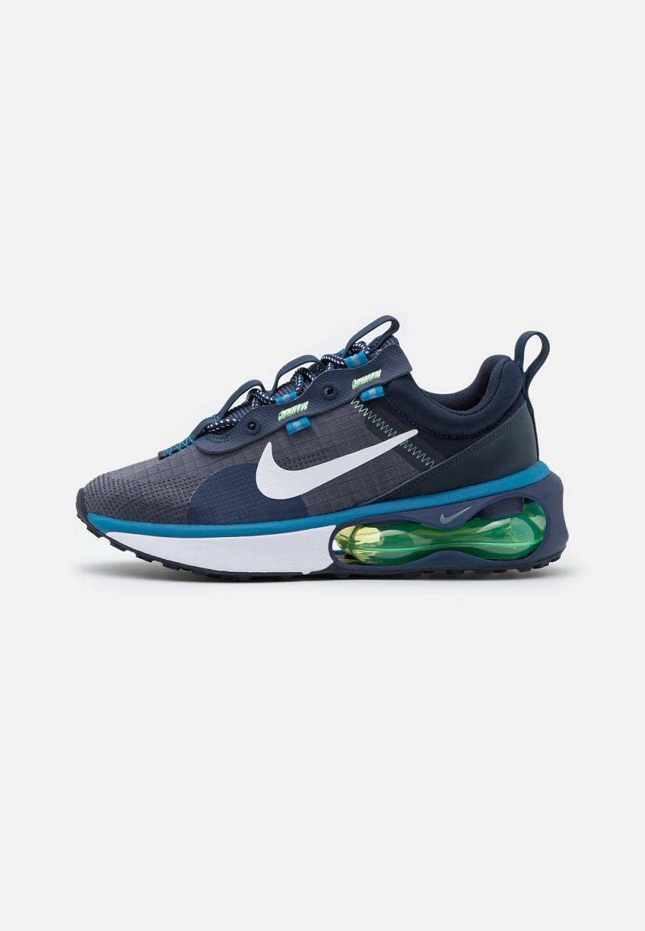 Фото № 1 с приближением к товару «‎Nike Air Max 2021 »