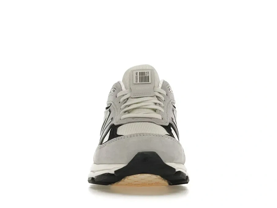 Фото № 2 с приближением к товару «‎New Balance 990v4»