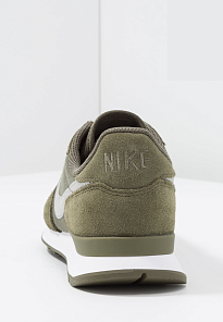 Фото № 5 с приближением к товару «‎Nike Internationalist »