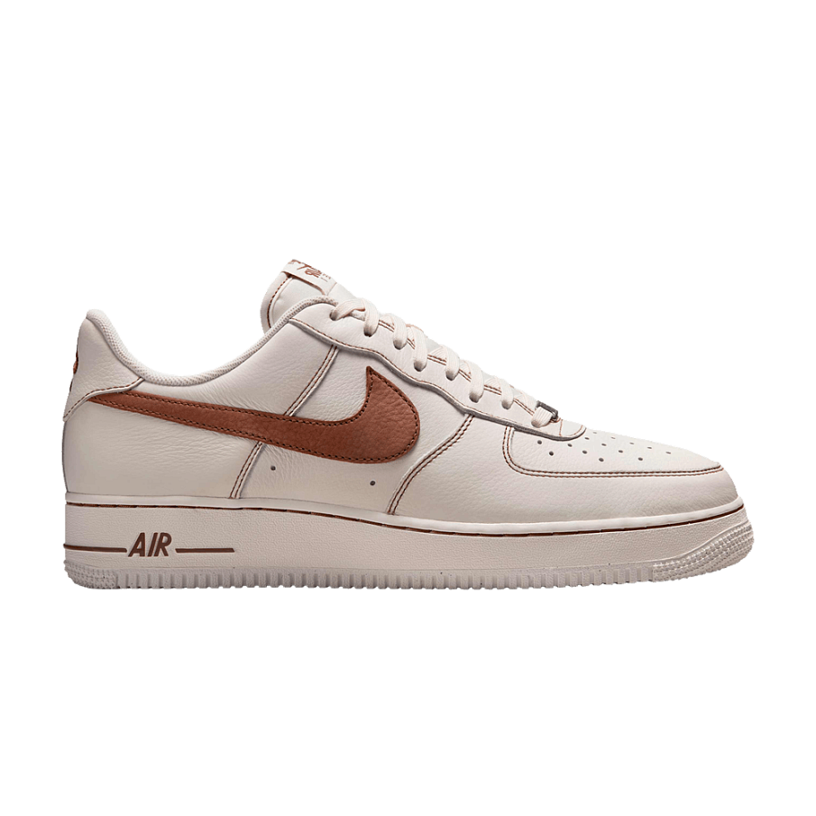 Фото № 1 с приближением к товару «‎Nike Air Force 1 07 LV8 Ivory Saddle Brown»
