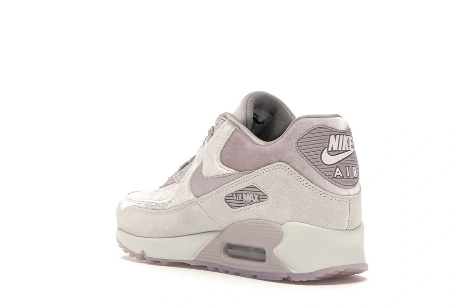Фото № 6 с приближением к товару «‎Nike Air Max 90 Velvet Particle Rose »