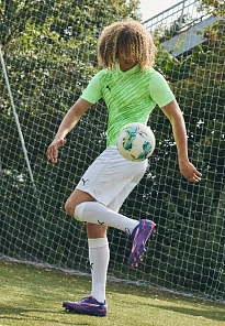 Фото № 2 с приближением к товару «‎ULTRA 5 PRO FG/AG»