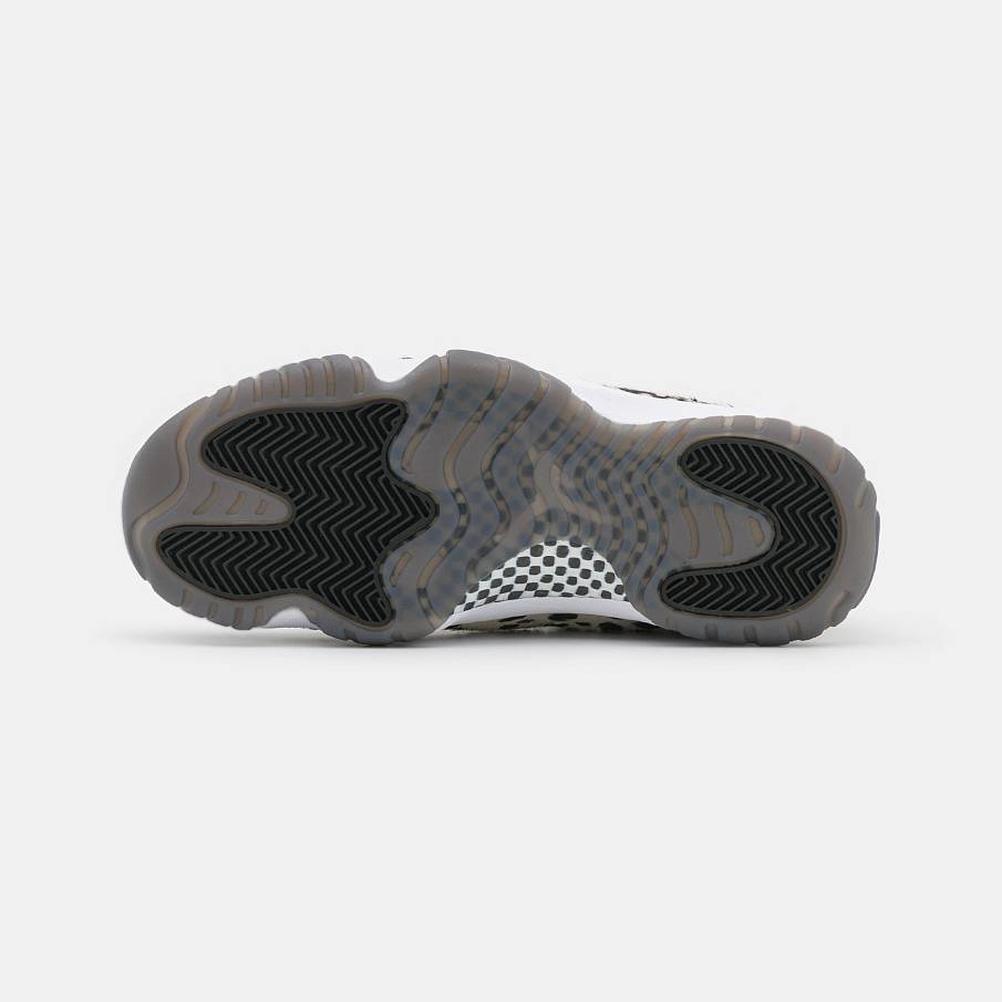 Фото № 4 с приближением к товару «‎Jordan Air 11 Retro »