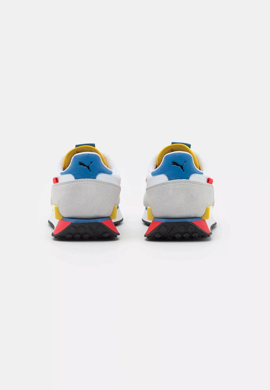 Фото № 3 с приближением к товару «‎FUTURE RIDER NEON PLAY UNISEX»