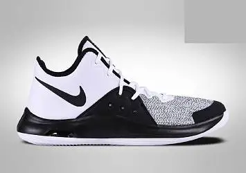 Nike Air Versitile Iii - 1