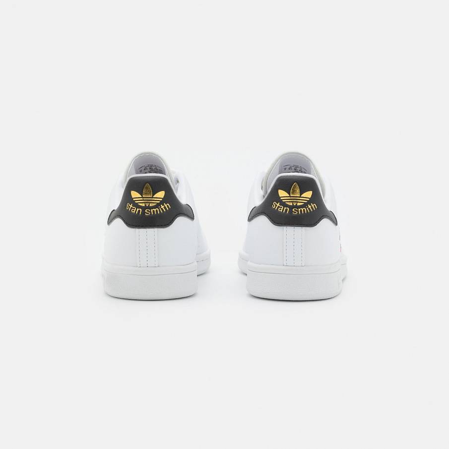Фото № 4 с приближением к товару «‎Adidas Stan Smith »