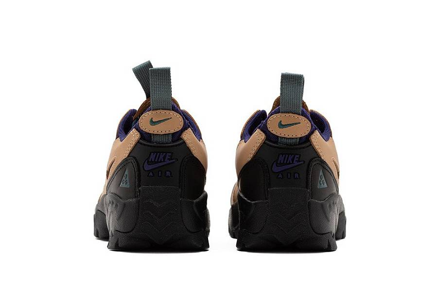 Фото № 3 с приближением к товару «‎Nike Acg Air Mada»