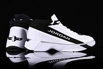 Фото № 4 с приближением к товару «‎Nike Air Jordan Team Showcase»