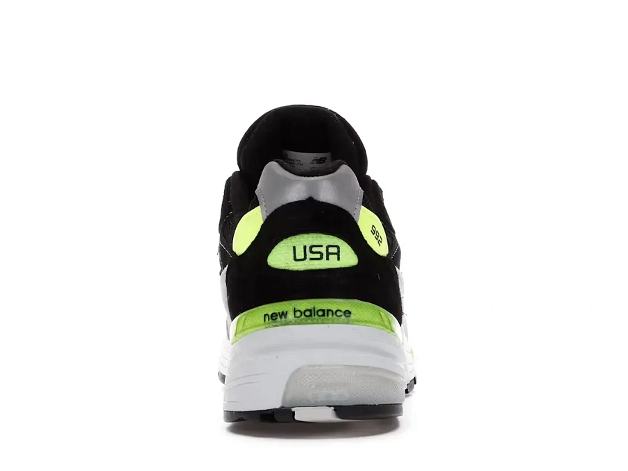 Фото № 4 с приближением к товару «‎New Balance 992»